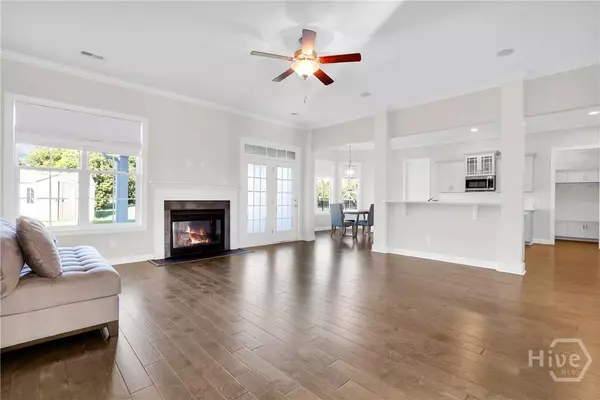 75 Redwall CIR, Savannah, GA 31407