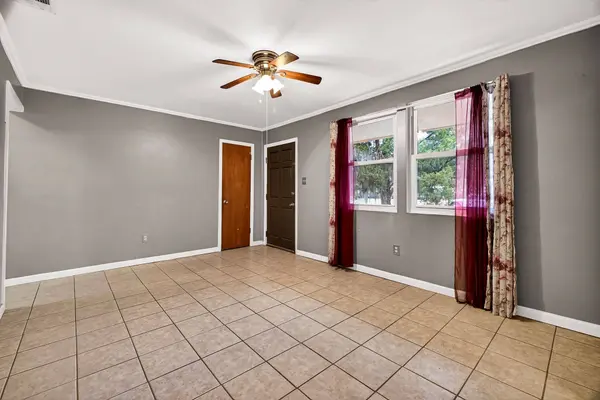 415 Wilshire Blvd, Savannah, GA 31419-1335