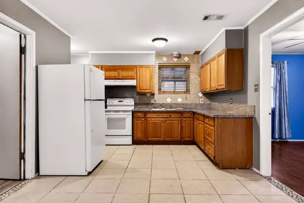 415 Wilshire Blvd, Savannah, GA 31419-1335