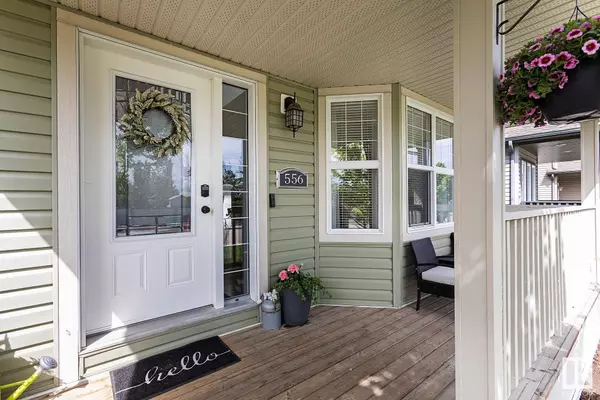 556 STONERIDGE DR, Sherwood Park, AB T8H 0S8