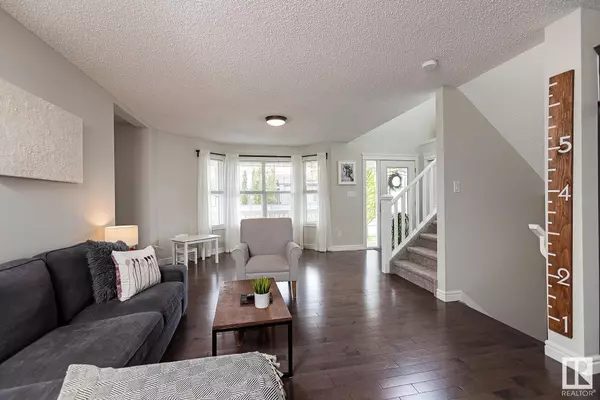 556 STONERIDGE DR, Sherwood Park, AB T8H 0S8