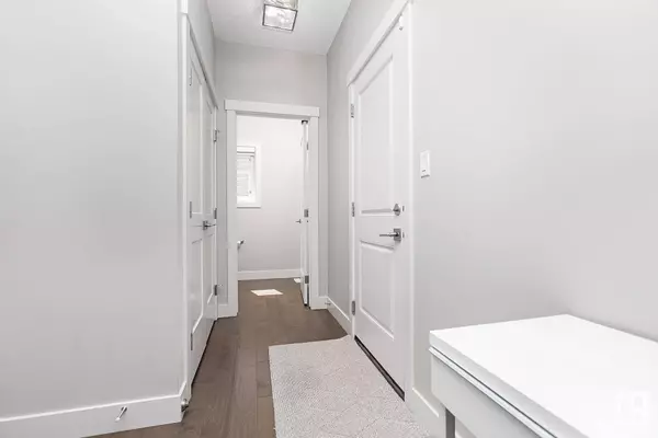 6111 65 ST, Beaumont, AB T4X 2A6