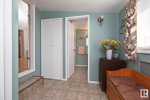 #239 22106 SOUTH COOKING LAKE RD, Rural Strathcona County, AB T8E 1J1