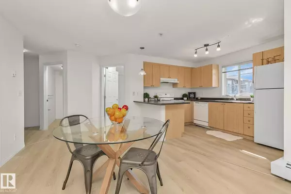 #301 630 MCALLISTER LO SW, Edmonton, AB T6W 1N3