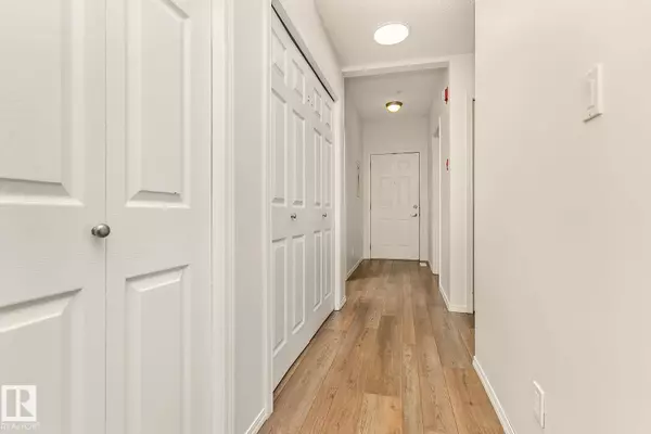 #204 8108 109 ST NW, Edmonton, AB T6G 2V7