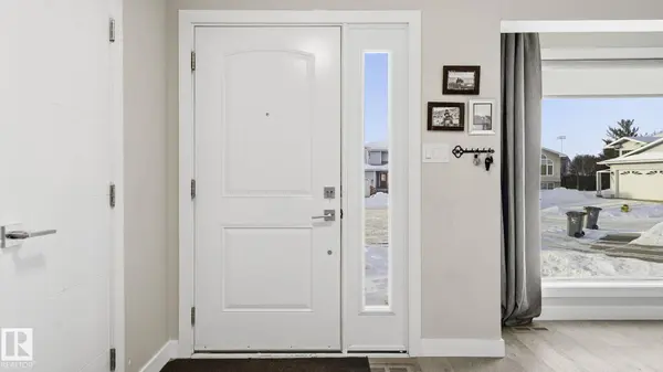 5404 41 AV, Beaumont, AB T4X 1L8