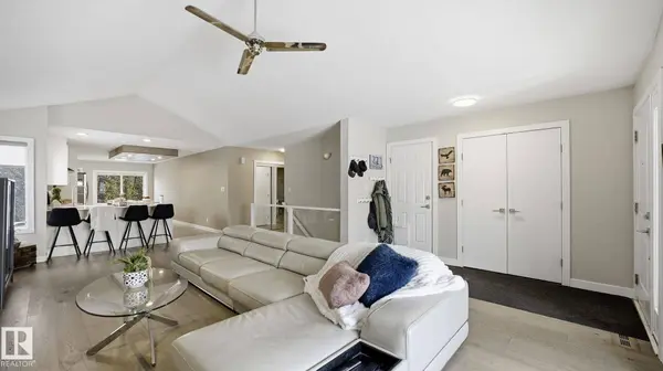 5404 41 AV, Beaumont, AB T4X 1L8