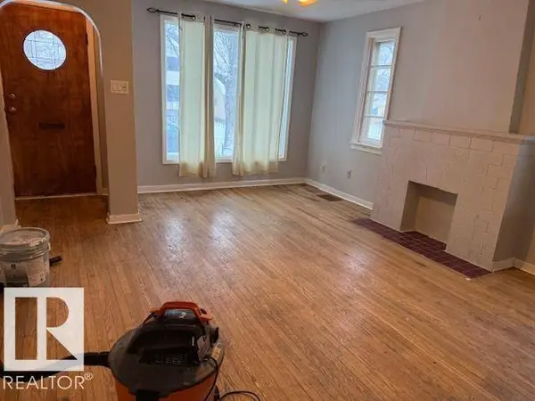 9811 78 AV NW, Edmonton, AB T6E 1N4