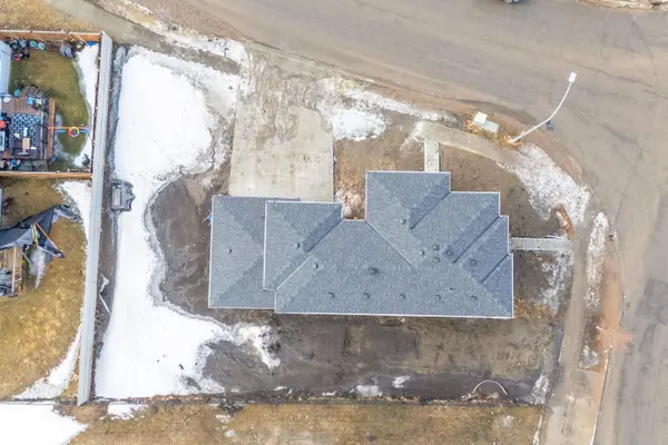 292 FRASER WY NW, Edmonton, AB T5Y 6C4