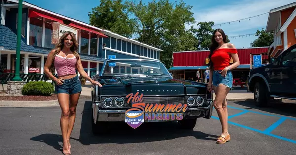 Hot Summer Nights on the Bagnell Dam Strip: Classic Cars & Family Fun at Lake of the Ozarks