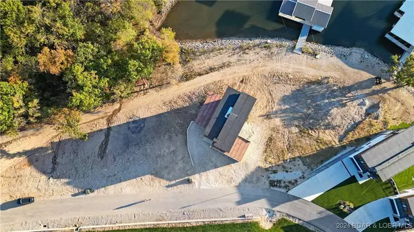 6 Forest Lake CIR, Lake Ozark, MO 65049