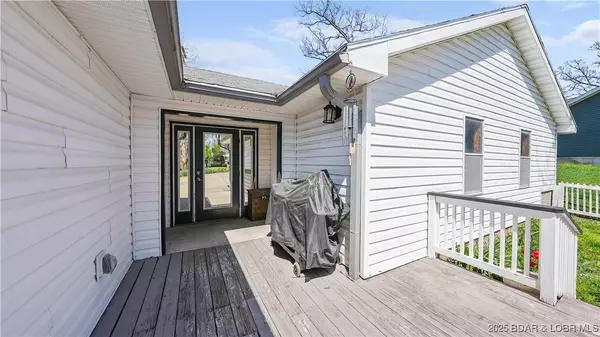 4645 Harbor Heights LN, Osage Beach, MO 65065