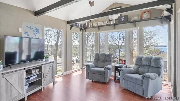 4645 Harbor Heights LN, Osage Beach, MO 65065