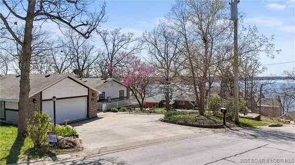 4645 Harbor Heights LN, Osage Beach, MO 65065