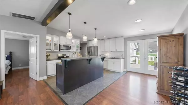 4645 Harbor Heights LN, Osage Beach, MO 65065