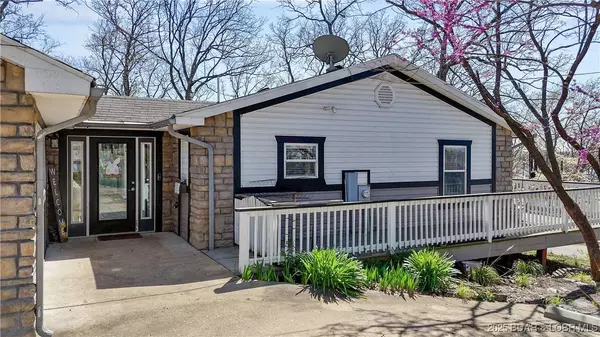 4645 Harbor Heights LN, Osage Beach, MO 65065