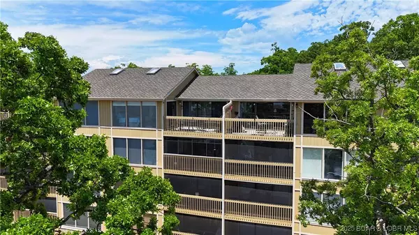 2500 Bay Point LN #543, Osage Beach, MO 65065