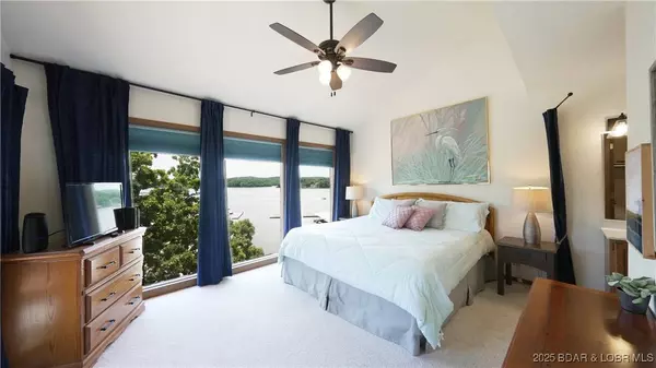 2500 Bay Point LN #543, Osage Beach, MO 65065