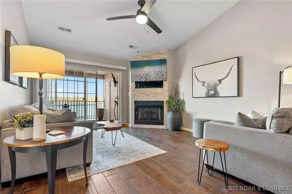 164 Sac RD #402B, Sunrise Beach, MO 65079