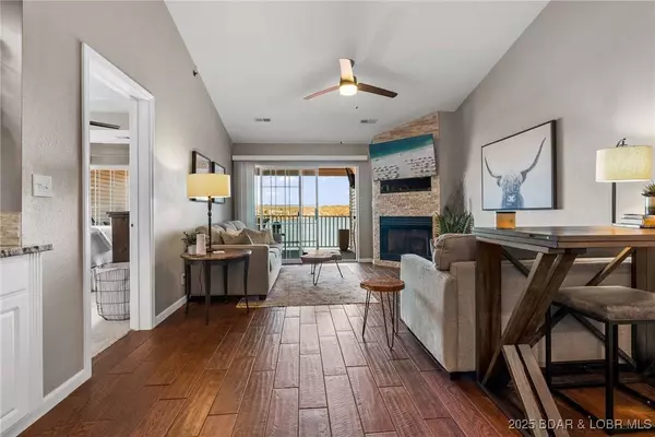 164 Sac RD #402B, Sunrise Beach, MO 65079