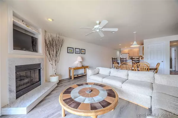 272 Cedar Glen DR #3A, Camdenton, MO 65020