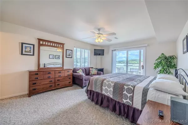 272 Cedar Glen DR #3A, Camdenton, MO 65020