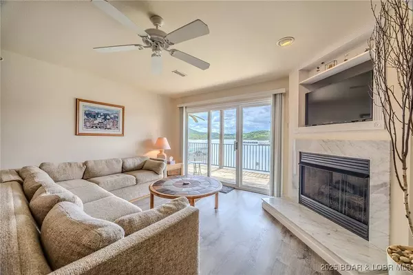 272 Cedar Glen DR #3A, Camdenton, MO 65020