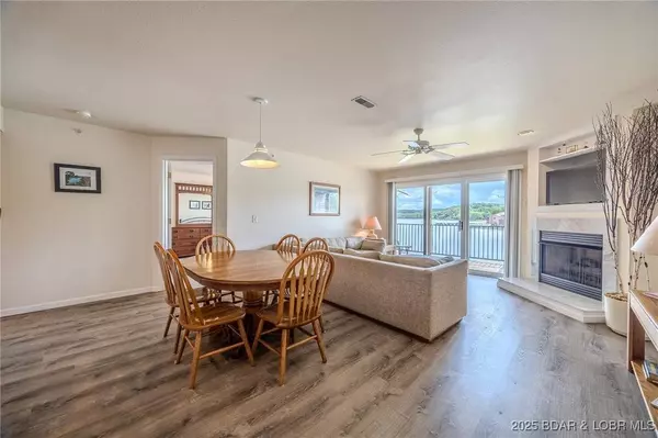 272 Cedar Glen DR #3A, Camdenton, MO 65020