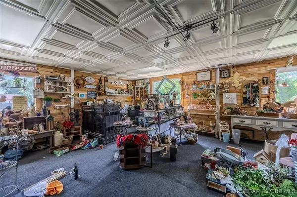 775 S Business 5 Route, Camdenton, MO 65020