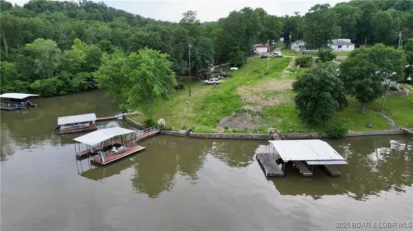 31743 Aspen RD, Stover, MO 65078