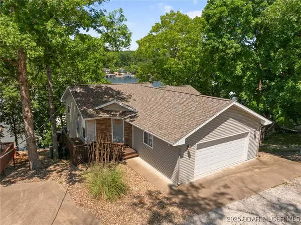 767 Brush Creek RD, Sunrise Beach, MO 65079