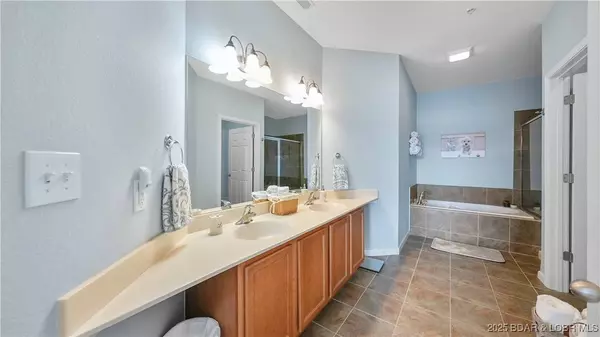 64 Knox RD #N206, Rocky Mount, MO 65072