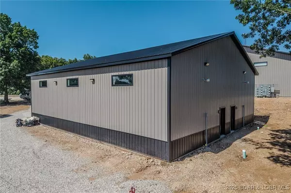 163 Hwy 135 #2, Laurie, MO 65037