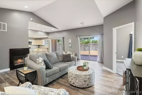 576 Racquet Club DR #407, Lake Ozark, MO 65049