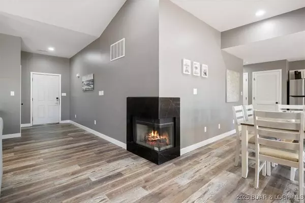 576 Racquet Club DR #407, Lake Ozark, MO 65049