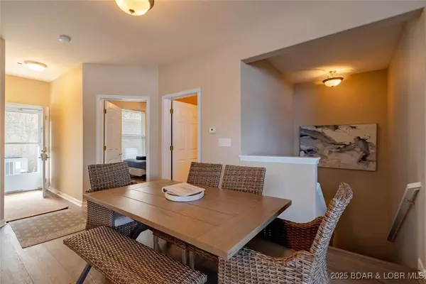 275 Flynn RD #105, Lake Ozark, MO 65049