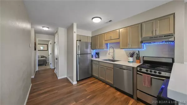 1091 Redbud RD #46, Osage Beach, MO 65065