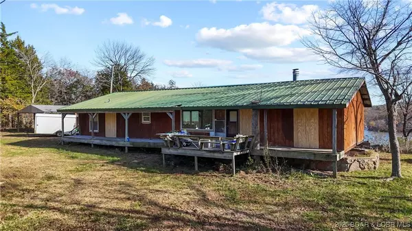 5906 Azelea LN, Stover, MO 65078