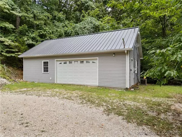 31151 Eastside DR, Rocky Mount, MO 65072