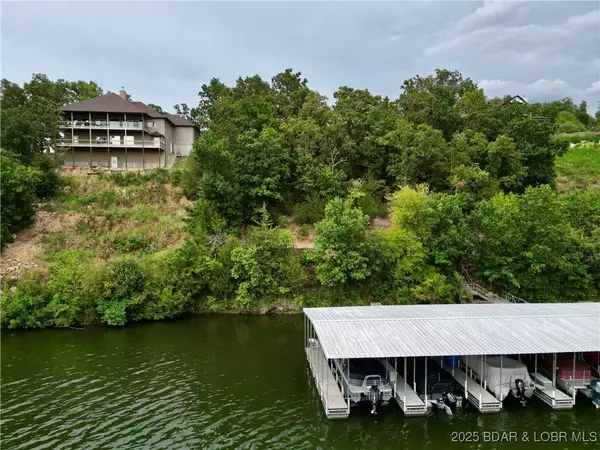 257 Stable Ridge LN, Linn Creek, MO 65062