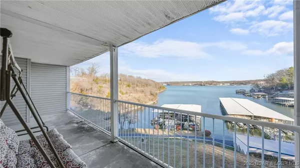 5112 Osage Beach Pkwy #111 & 121, Osage Beach, MO 65065