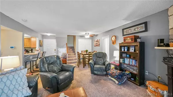 5112 Osage Beach Pkwy #111 & 121, Osage Beach, MO 65065