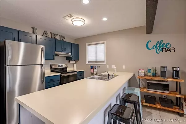 40 Robinwood DR #3A, Lake Ozark, MO 65049