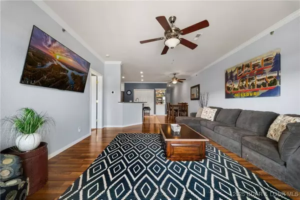 216 Lakeview Resort BLVD #1E, Sunrise Beach, MO 65079