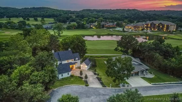 7 Lost Spike CT, Camdenton, MO 65020