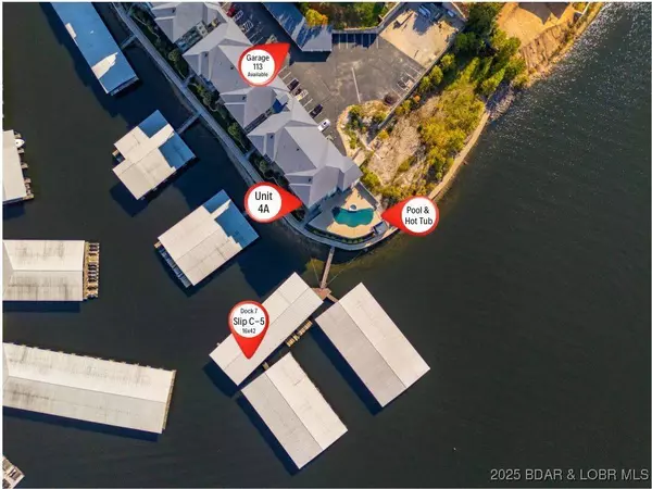 183 Upper Monarch Cove DR #4A, Lake Ozark, MO 65049