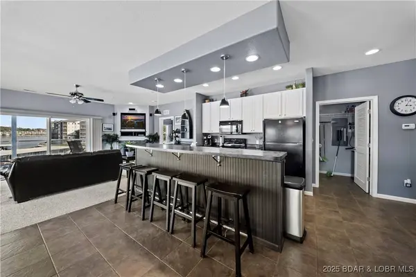 183 Upper Monarch Cove DR #2A, Lake Ozark, MO 65049