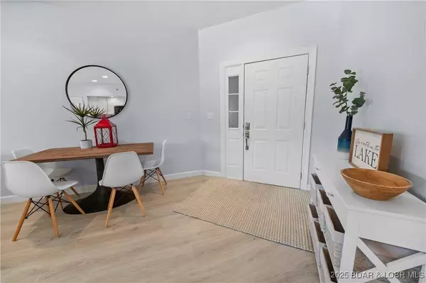 68 Lighthouse RD #312, Lake Ozark, MO 65049