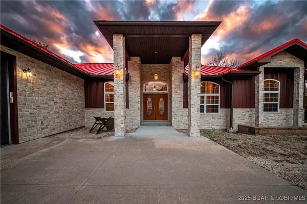 14613 Old Marvin RD, Versailles, MO 65084