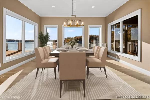 489 Forestridge LN, Sunrise Beach, MO 65079